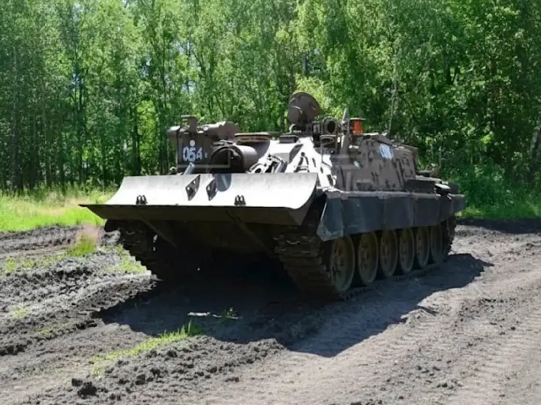Armoured Recovery Vehicle- (VT 72B & WZT3)