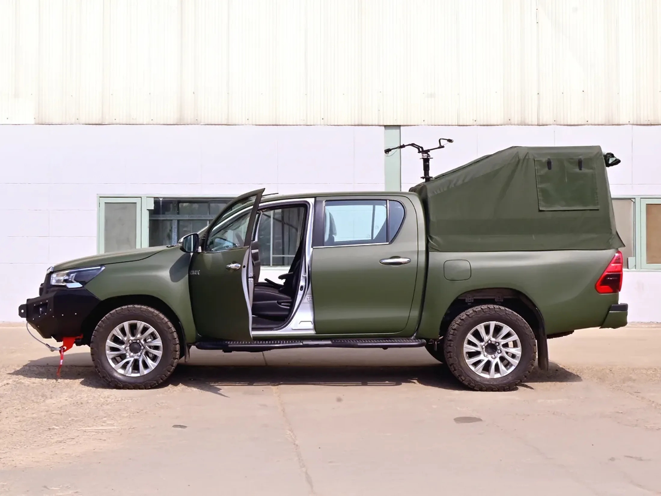 Armoured & Combat Vehicles